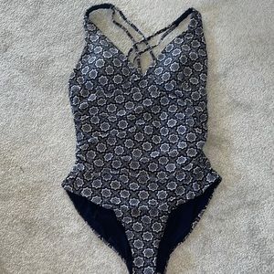 One piece bathing suit XL